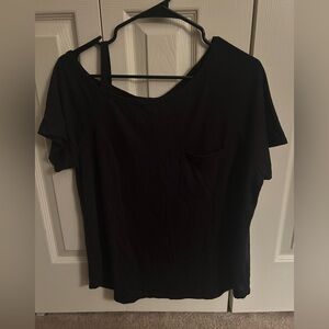 NWOT. Kayleigh Black Women's Short Sleeve Pocket Top with cut out detail